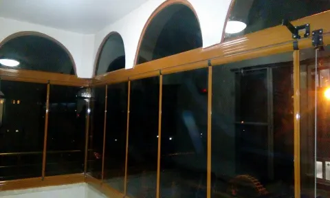 Katlanır cam sistemleri